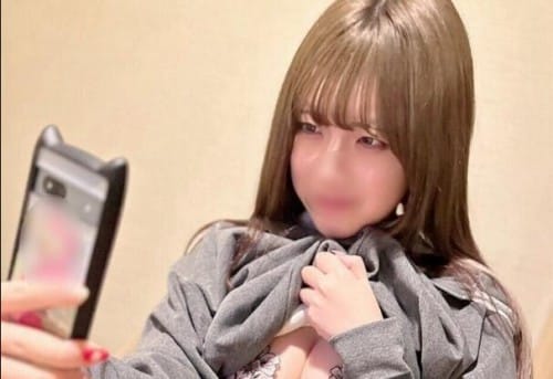 FC2 PPV 4674054 50%OFF! 「中出しマ●コにダブルピース♡♡」ノリノリスレンダーF乳ムスメとイチャラブSEX♥汗だくデカマンビラの吸着快感に耐え切れず2連続暴発射精!**sjzspyxxs