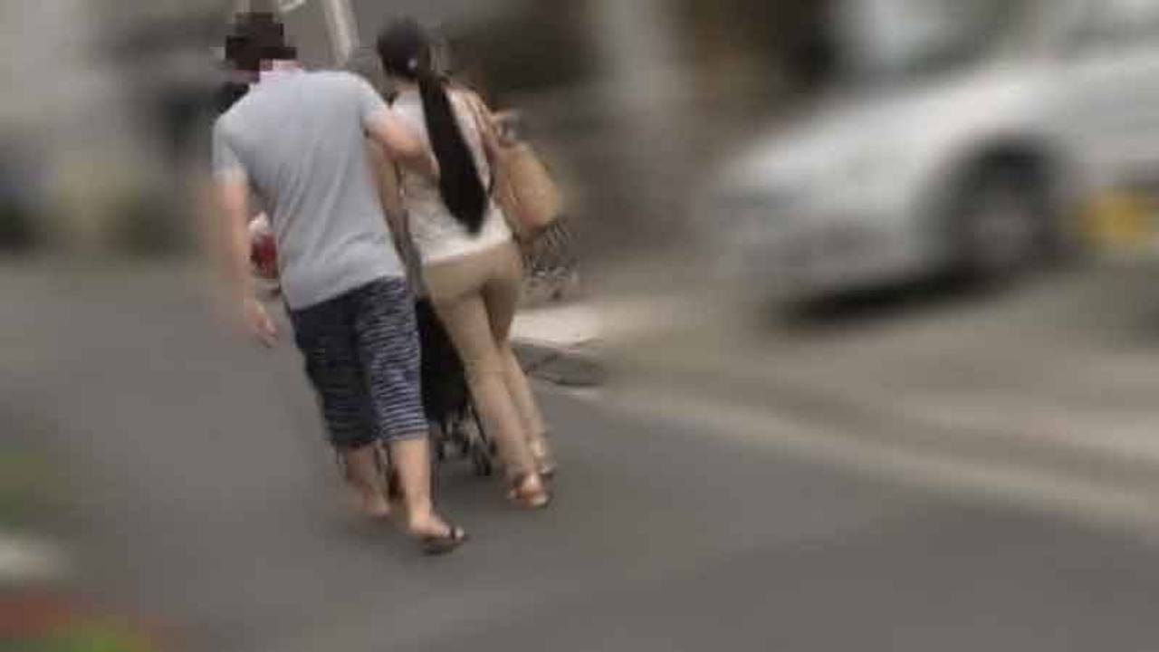 FC2 PPV 3062089 【個人】**sjzspyxxs  成人したばかりのワンルーム暮らしの美人若妻　早くも別居で生活を続ける小柄美人の巨乳。保育園帰りに融資契約完了。長い髪が好きすぎるのは私です。