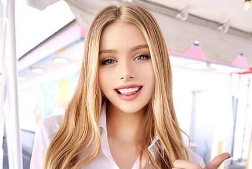 FC2 PPV 4757455 独占販売 【2カメ個撮無修正】**sjzspyxxs  ロスのカフェで働く25歳店員をナンパハメ中出ししたら、日本のAV出演経験がある激カワ素人だった!