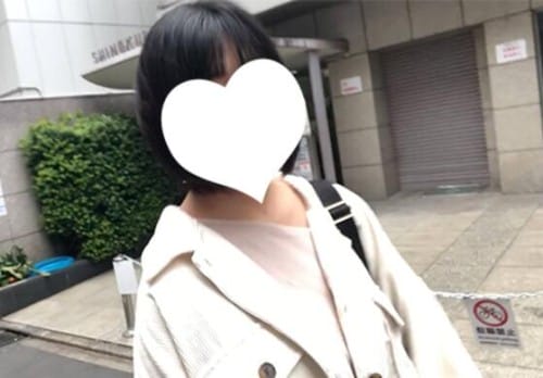 FC2 PPV 4779126 【先着30名500円オフ】**sjzspyxxs  はるか18歳・顔射_1。アイドル級逸材っ子が*に謝罪しながらカメラ目線顔射！　禁断の扉を開くまでの一部始終（045）