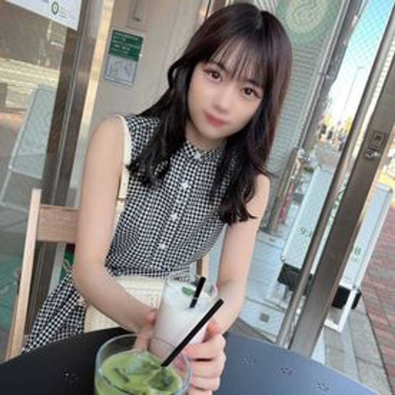 FC2 PPV 4887481 【無-】先着数量　今春18歳になったばかりの若さ溢れる色白女◯大生　高嶺の花に膣内射精感謝